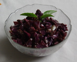 braised red cabbage
